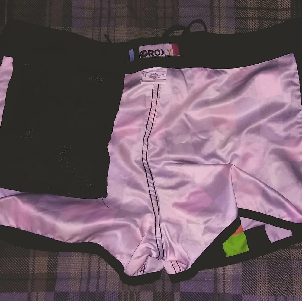 COPY - Roxy board shorts - Picture 4 of 5